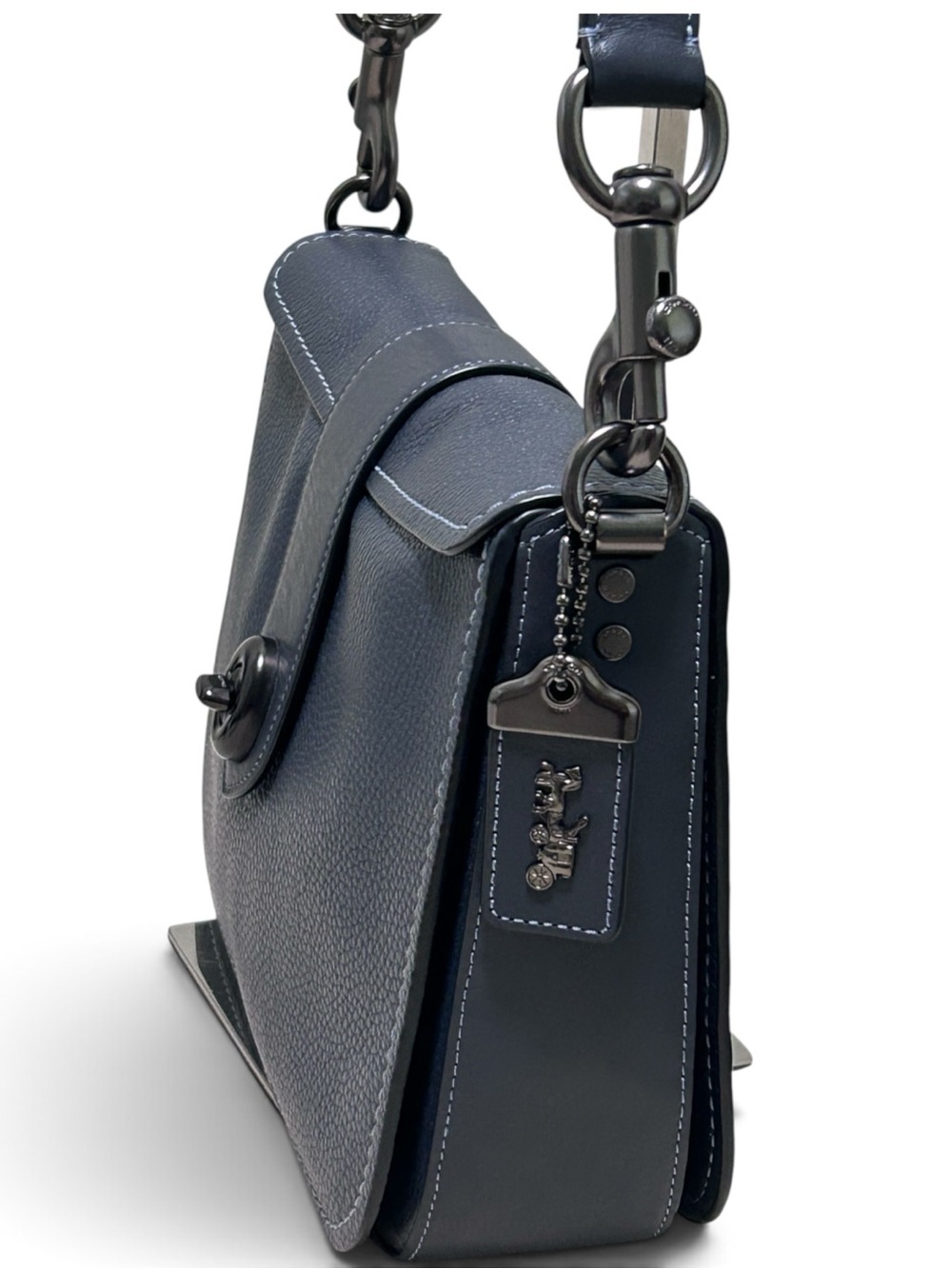 COACH 1941 Page 27 Pebble and Smooth Glovetanned Leather Shoulder Bag - Picture 4 of 14